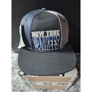 Vintage 90s Drew Pearson New York Yankees MLB Baseball Color Block Snapback Hat